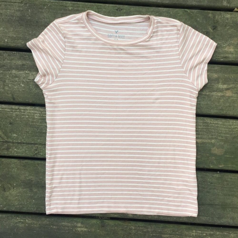 American Eagle Short Sleeve